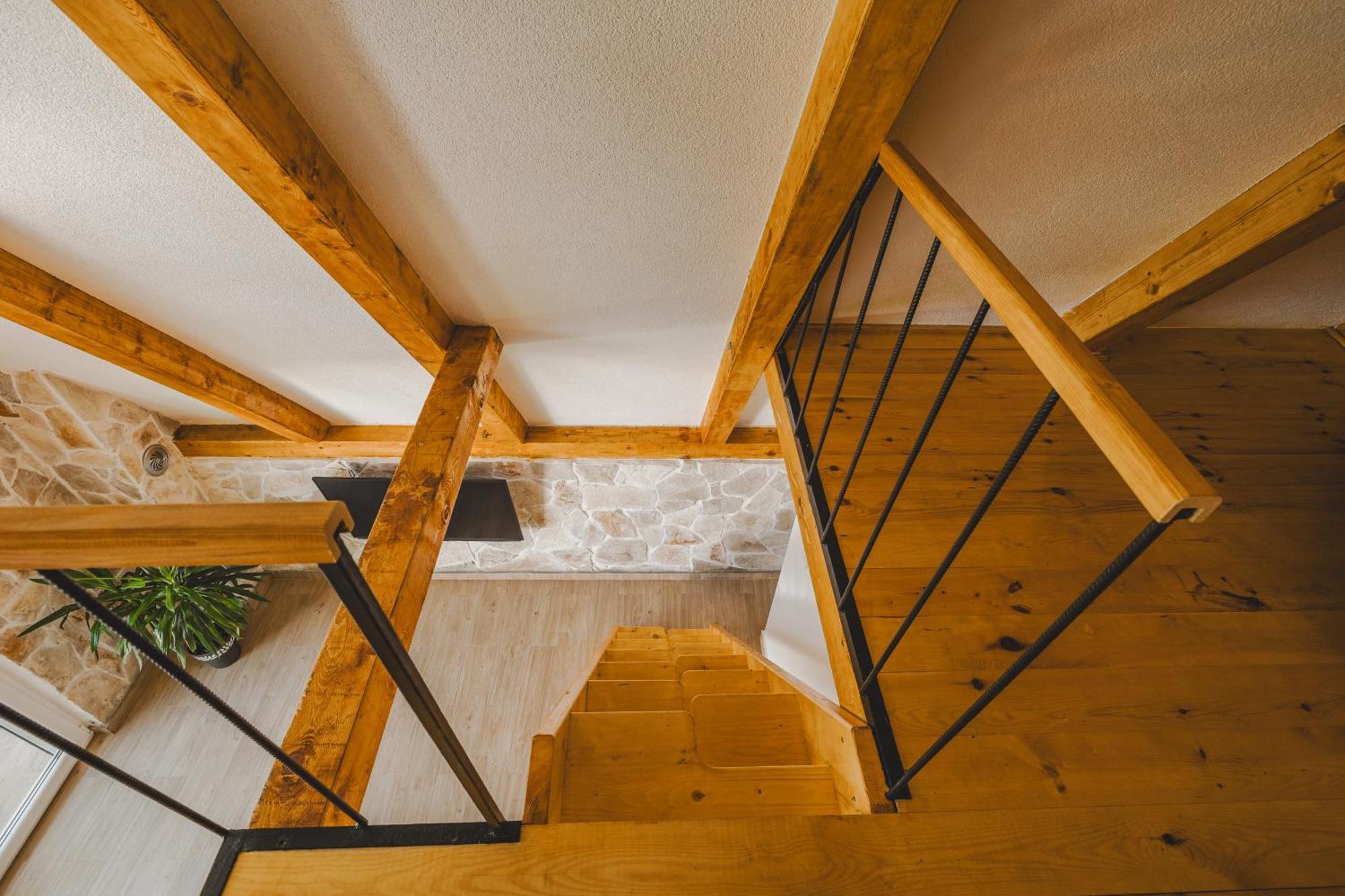Vukova Dolina Apartments เซทินเจ ภายนอก รูปภาพ